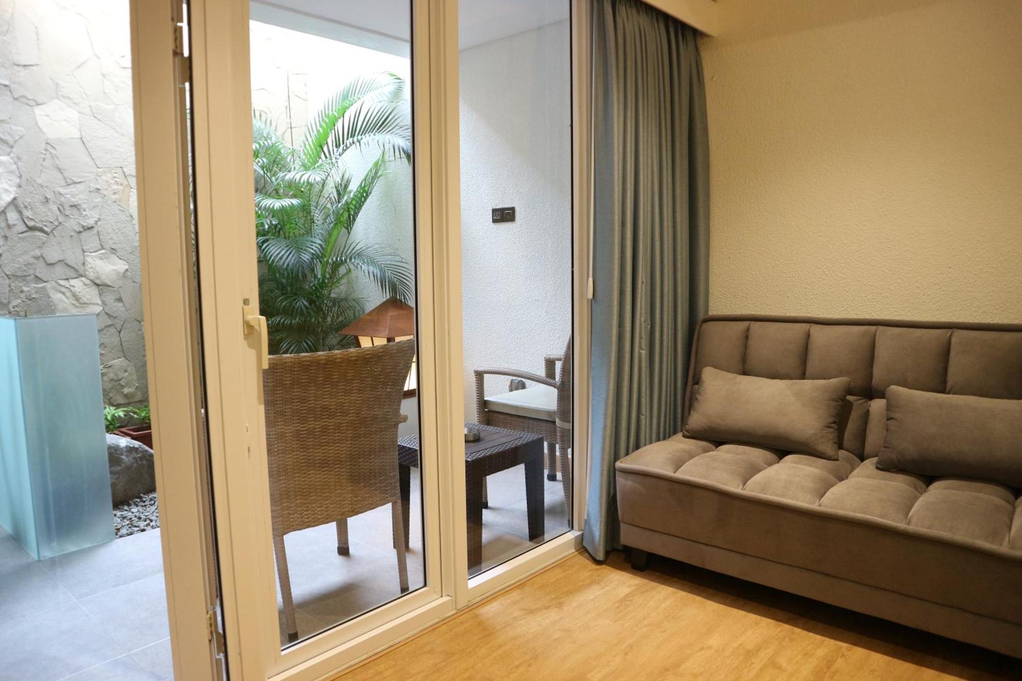 Treehouse Suites - Boutique Serviced Apartment Jakarta Kültér fotó